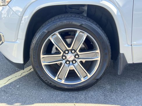 Used 2019 GMC Acadia Denali w/ Technology Package image 13