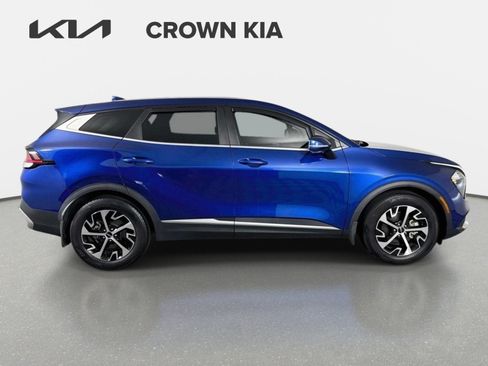 Certified 2023 Kia Sportage EX FWD image 4
