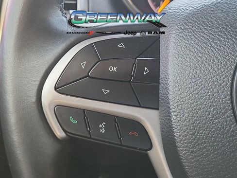 Used 2019 Jeep Grand Cherokee Laredo w/ Laredo X Package image 24