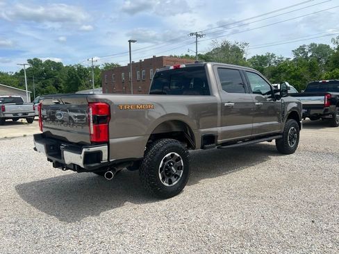 Used 2023 Ford F250 Lariat w/ Tremor Off-Road Package AWD/4WD image 8