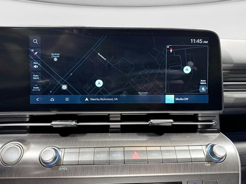 Used 2024 Hyundai Kona Limited FWD image 13