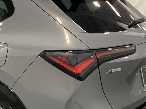 Used 2025 Acura ADX A-Spec FWD image 15