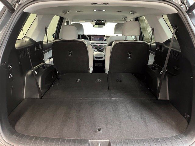Used 2025 Hyundai Palisade SEL FWD image 14
