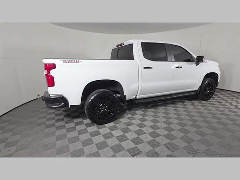 Used 2024 Chevrolet Silverado 1500 LT Trail Boss w/ LT Trail Boss Premium Package AWD/4WD image 41