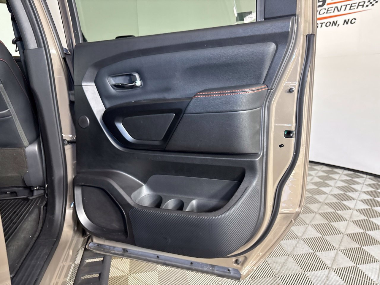 Used 2024 Nissan Titan PRO-4X w/ Pro-4x Convenience Package AWD/4WD image 29