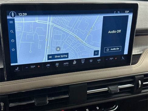 Used 2023 Lincoln Corsair AWD image 25