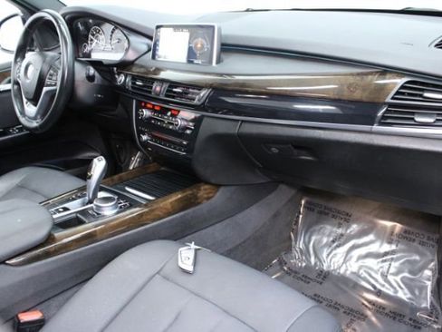 Used 2017 BMW X5 sDrive35i w/ Driving Assistance Package image 25