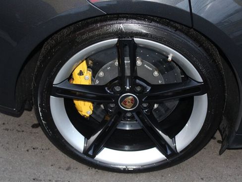 Used 2020 Porsche Taycan Turbo S AWD/4WD image 30