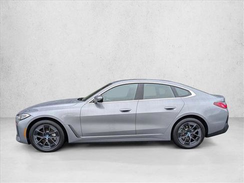 Used 2023 BMW i4 eDrive35 w/ Premium Package image 9