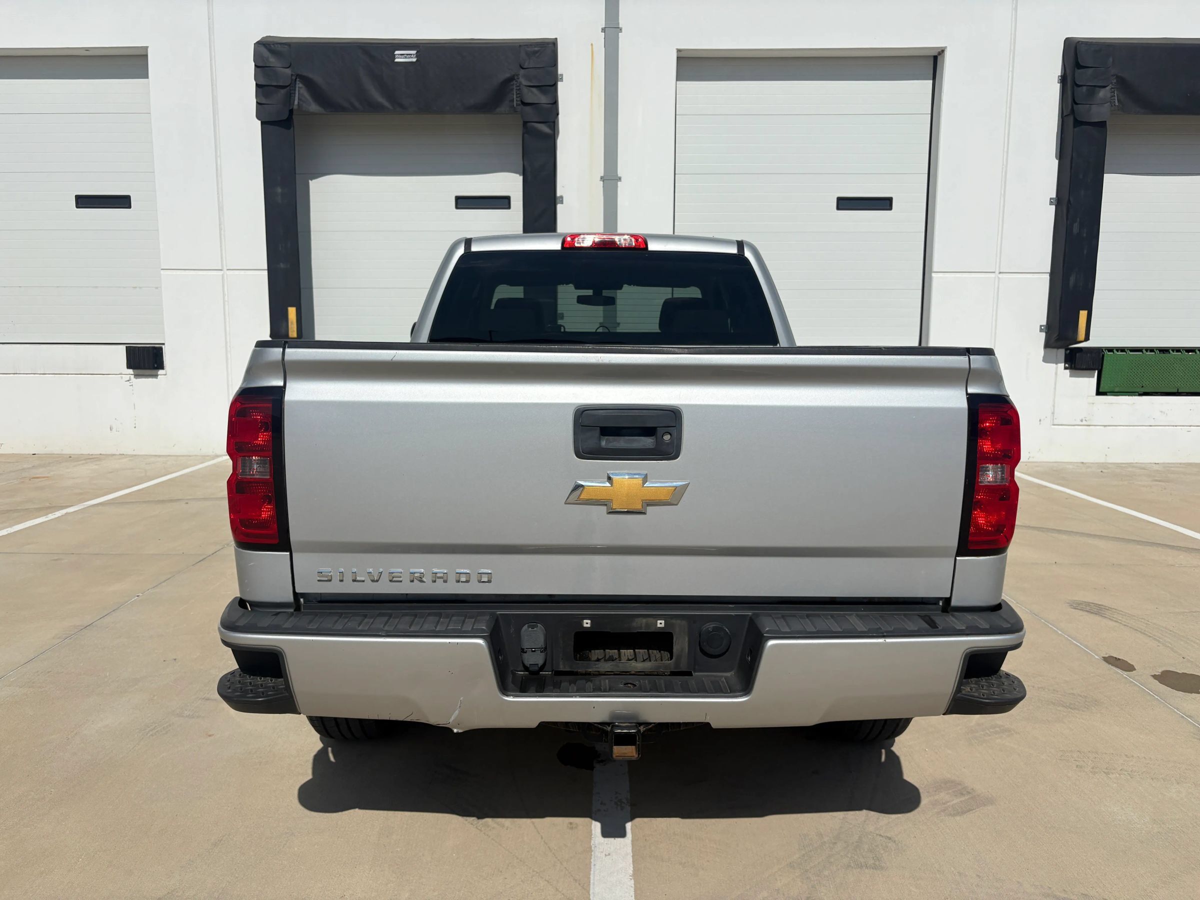 Used 2016 Chevrolet Silverado 1500 Custom w/ Custom Convenience Package RWD image 8