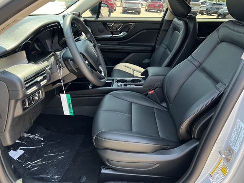 New 2025 Lincoln Corsair Grand Touring w/ Jet Appearance Package image 25