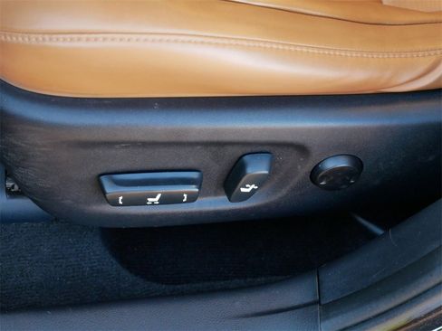 Used 2013 Lexus CT 200h w/ Premium Pkg image 15