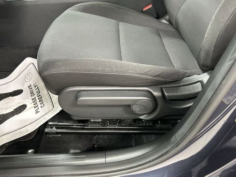 Used 2024 Hyundai Kona SE FWD image 12