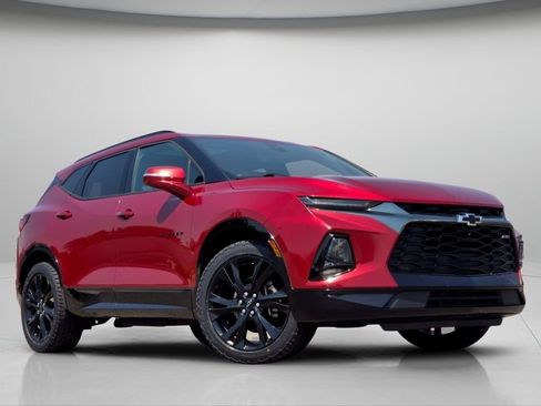 Used 2019 Chevrolet Blazer RS AWD/4WD image 2