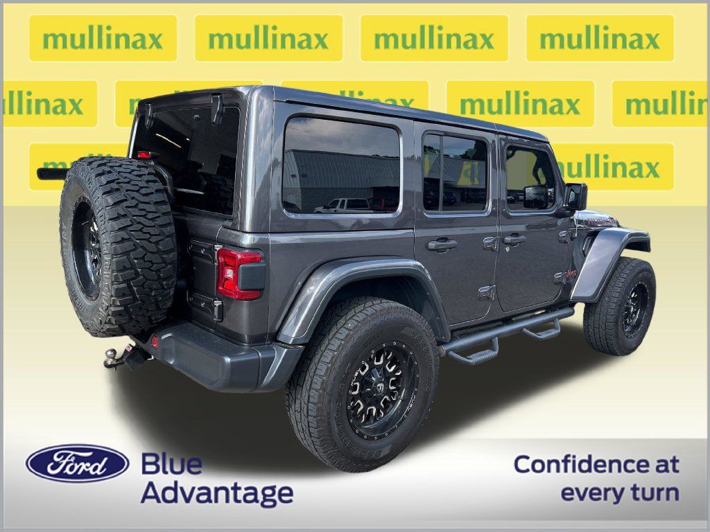Used 2018 Jeep Wrangler Unlimited Rubicon w/ LED Lighting Group AWD/4WD image 2