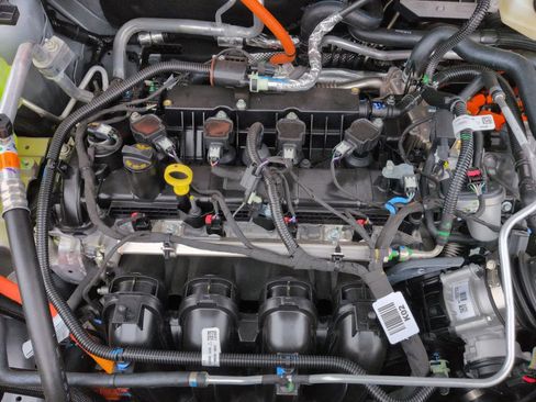 New 2025 Ford Maverick XLT w/ XLT Luxury Package image 15