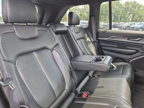 Used 2024 Jeep Grand Cherokee Limited 4xe AWD/4WD image 35