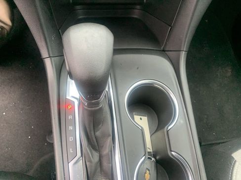 Used 2023 Chevrolet Equinox LT image 12