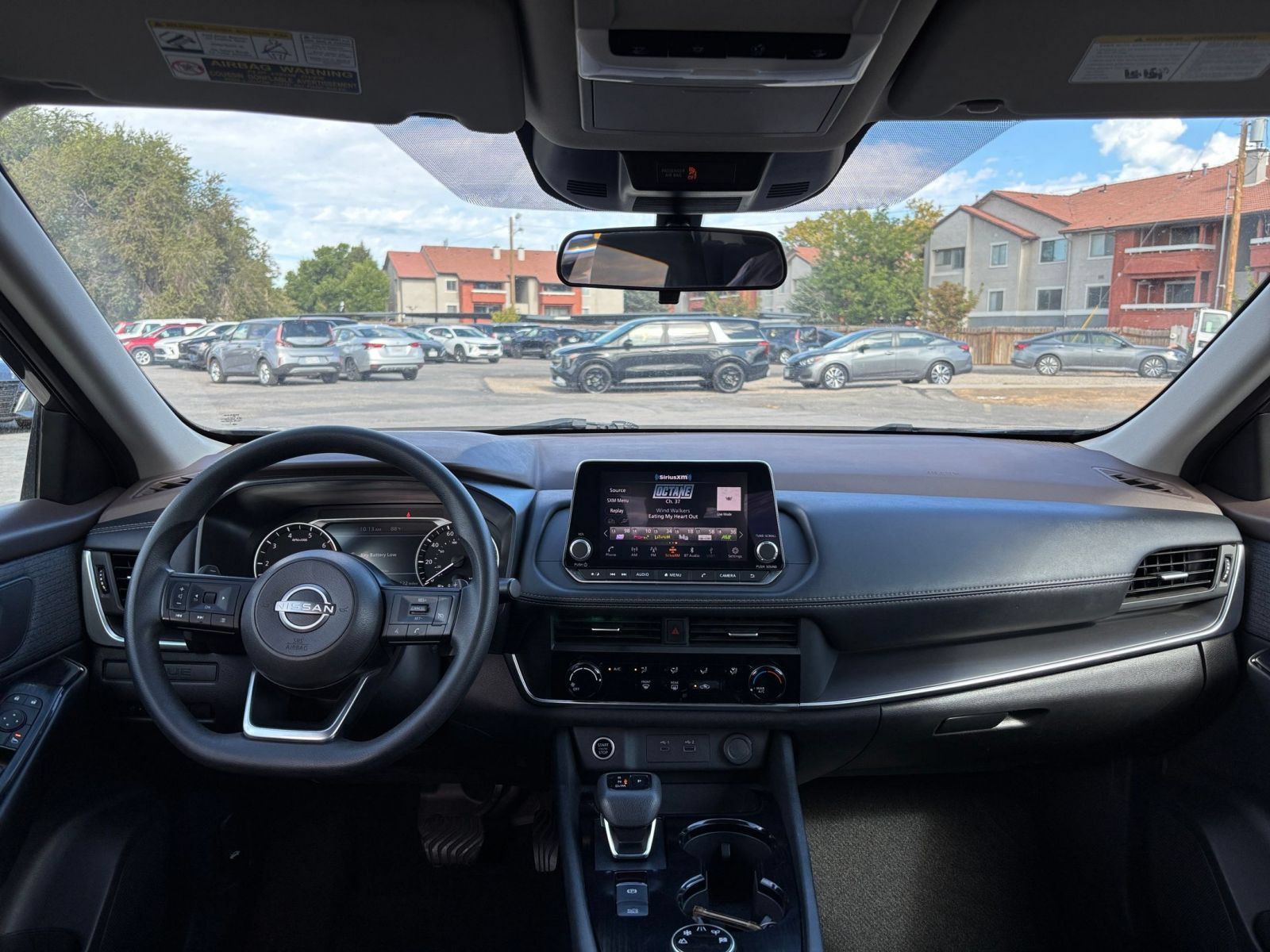 Used 2023 Nissan Rogue S AWD/4WD image 31