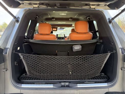 Used 2024 Lexus LX 600 4WD w/ Ultra Luxury Package image 30
