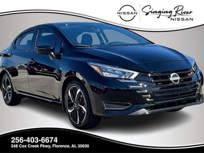 New 2025 Nissan Versa SR w/ Trunk Package