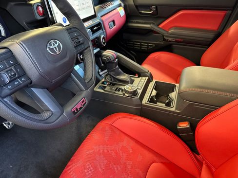 Certified 2025 Toyota Tacoma TRD Pro AWD/4WD image 12