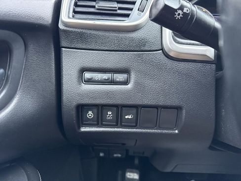 Used 2018 Nissan Murano SV image 16