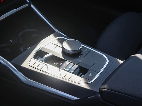 New 2026 BMW 330i xDrive Sedan w/ Premium Package image 19