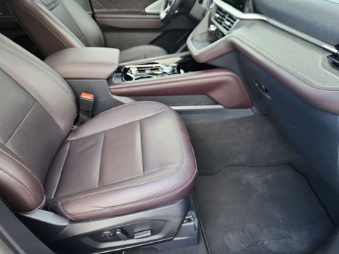 Used 2025 Ford Explorer Platinum w/ LUX Leather Package image 15