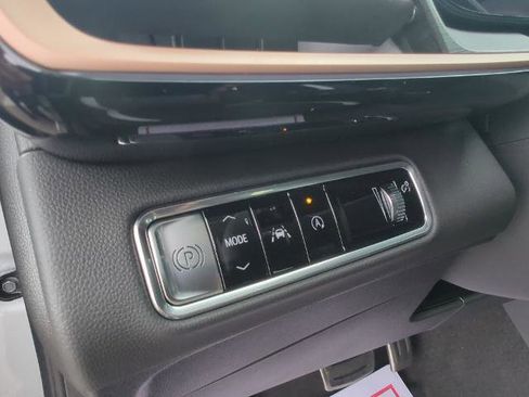 New 2025 Buick Envision Sport Touring image 29