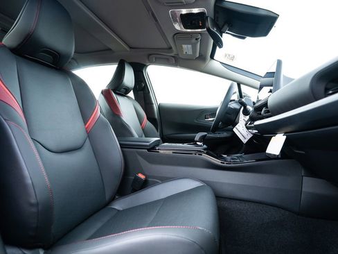 New 2026 Toyota Prius Plug-In Hybrid image 13