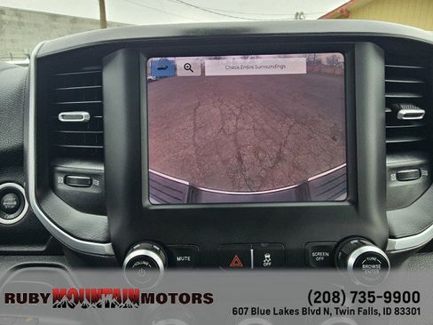 Used 2022 RAM 3500 Big Horn AWD/4WD image 26