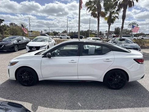 Certified 2025 Nissan Sentra SR w/ Midnight Edition image 7