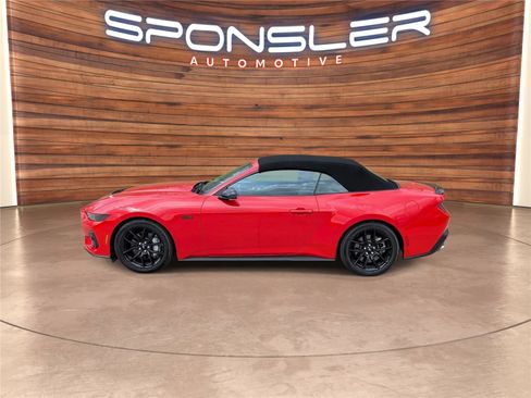 Used 2025 Ford Mustang GT Premium image 2