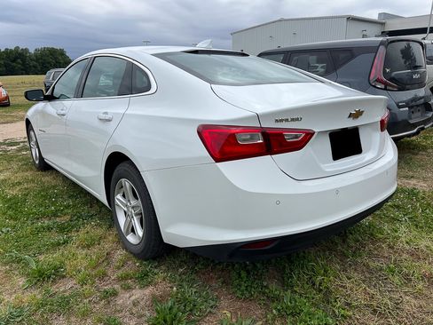 Used 2024 Chevrolet Malibu LT FWD image 3