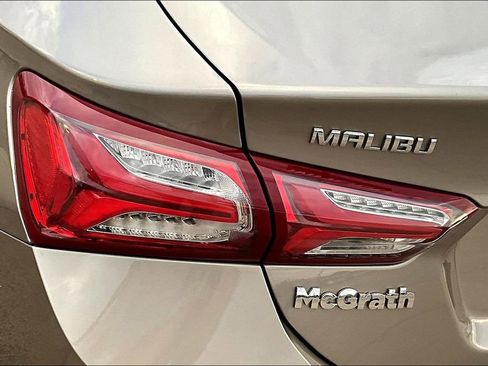 Used 2024 Chevrolet Malibu LT image 21