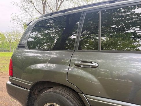 Used 2006 Lexus LX 470 4WD image 13