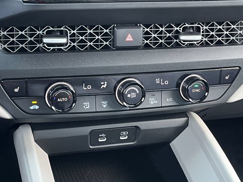 Used 2023 Honda Accord EX image 18