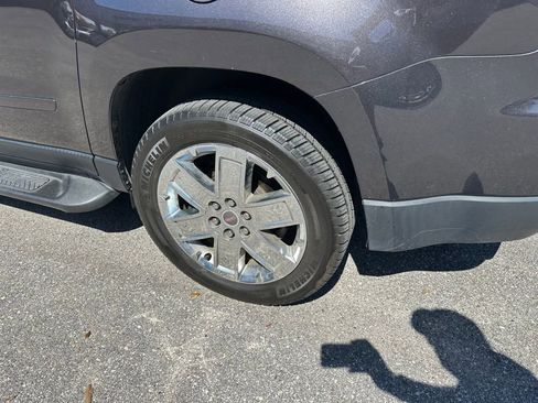 Used 2017 GMC Acadia Limited SLT image 10