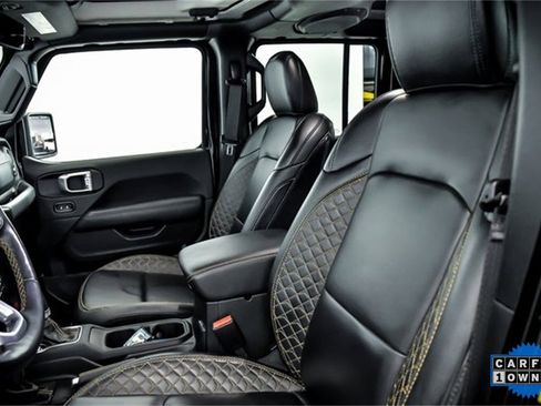 Used 2022 Jeep Wrangler Unlimited Sahara image 11