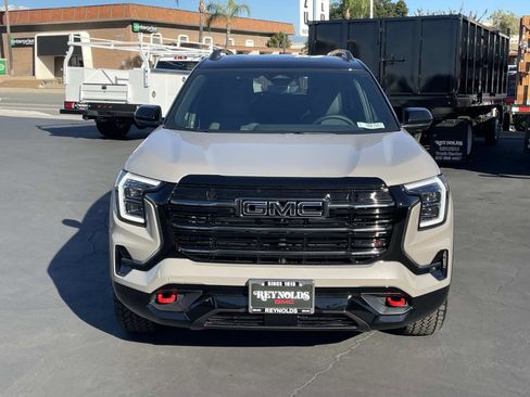 New 2026 GMC Terrain AT4 image 2