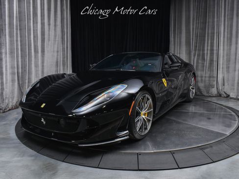 Used 2023 Ferrari 812 GTS RWD image 2