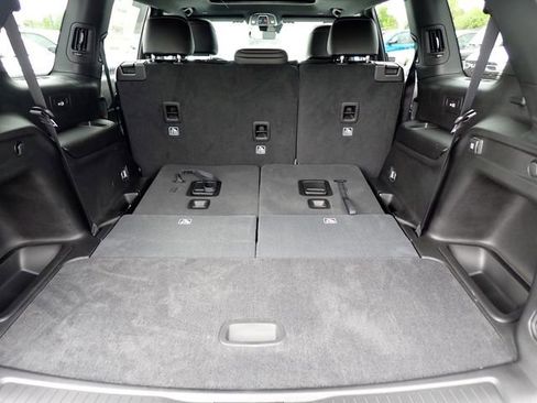 New 2025 Jeep Grand Cherokee L Altitude AWD/4WD image 4