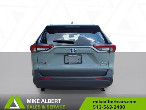 Used 2023 Toyota RAV4 XLE AWD/4WD image 6