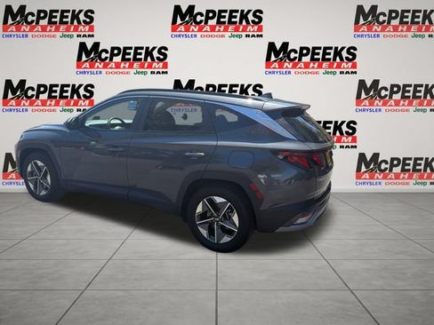 Used 2025 Hyundai Tucson SEL FWD image 3