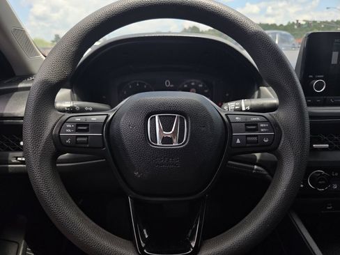 Used 2023 Honda Accord EX image 21
