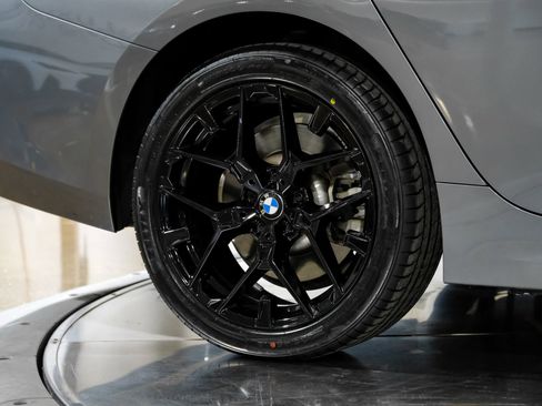 Used 2025 BMW 330i xDrive Sedan image 60