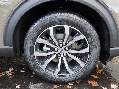 New 2026 Ford Explorer ST-Line image 15