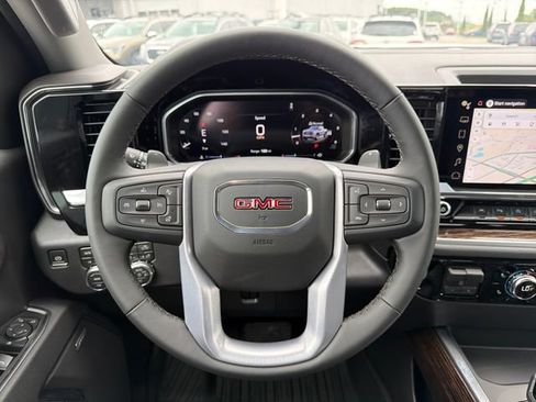 New 2026 GMC Sierra 1500 Elevation w/ Elevation Premium Package AWD/4WD image 10