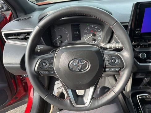Used 2024 Toyota Corolla Cross AWD Hybrid image 10